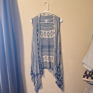 Roommates Blue and White Striped Top